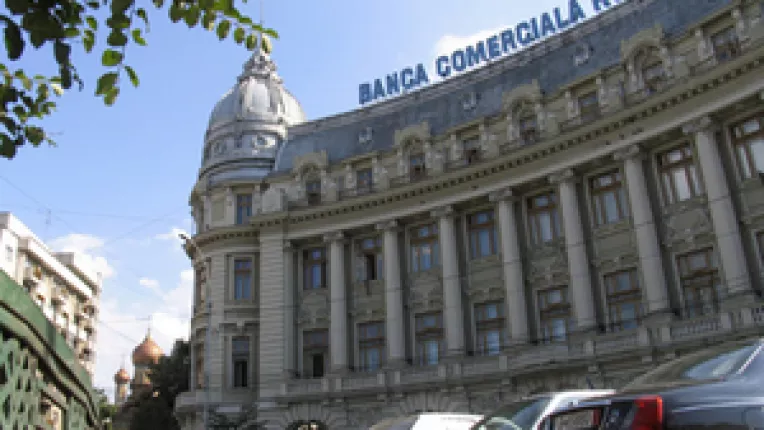 BCR acorda credite pentru "Prima Casa" in limita unui plafon de 308 milioane de euro