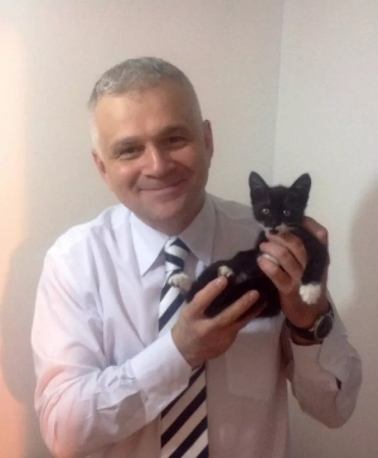 Comisarul Christian Ciocan este foarte activ pe Facebook