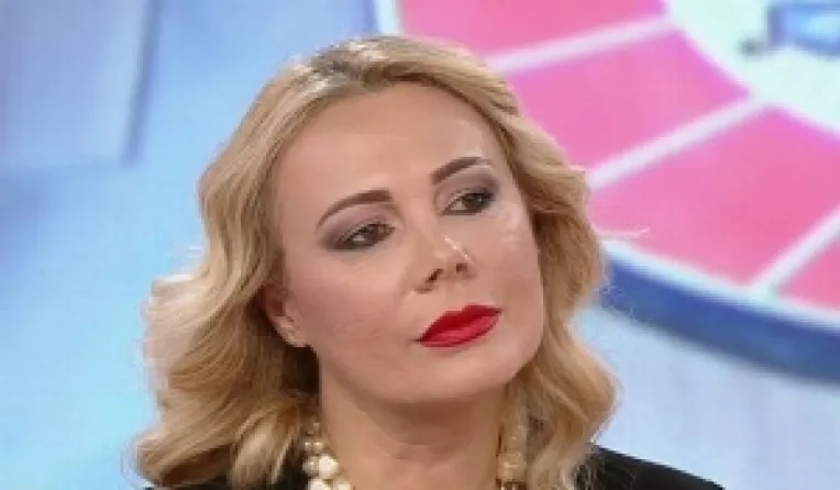 Dupa divortul de fostul sot, Dana Savuica iubeste din nou