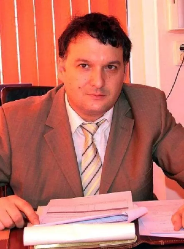 Modificari ale Codului Fiscal
Romanii vor avea de la 1 mai 2009 impozitul pe profit minim