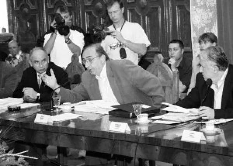 Reactii dupa actiunea Prefecturii