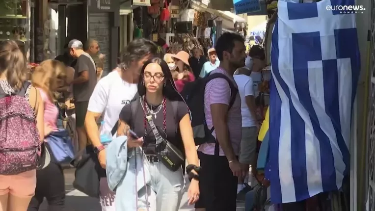 Vacante mai scumpe in Grecia, din 2024. Guvernul elen introduce taxa pentru clima