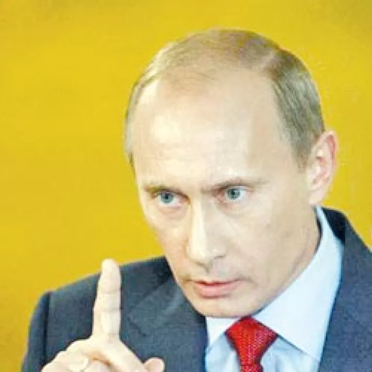 Vladimir Putin acuza SUA ca a orchestrat conflictul din Georgia
